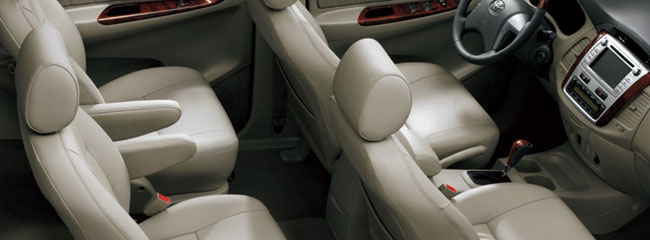 toyota-innova-interior